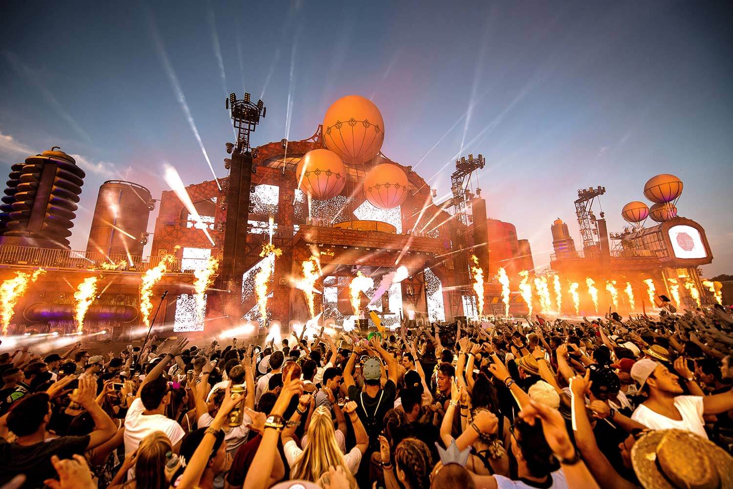 PV17_02_parookaville17-(5-van-18)